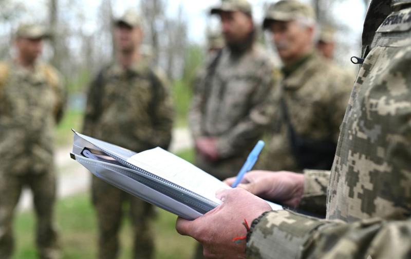 В Одесі представники ТЦК та поліції застосували силу для затримання чоловіка: що кажуть у військовому комісаріаті