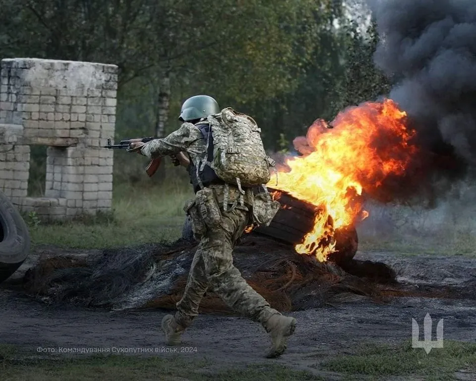 Генеральний штаб повідомив про поточну ситуацію на фронті: кількість бойових конфліктів зросла до 81, противник активно активізувався на трьох фронтах | УНН