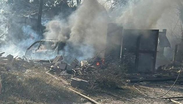 Внаслідок атак на Донеччину загинули дві особи, а ще шестеро отримали поранення.