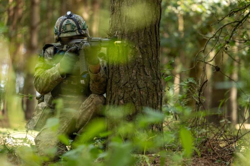 З початку доби на лінії зіткнення відбулося 90 конфліктних епізодів, повідомляє Генеральний штаб.