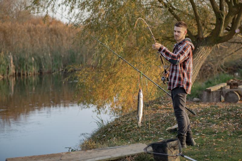 Де і яким чином можна ловити рибу з листопада: вступили в силу нові правила.