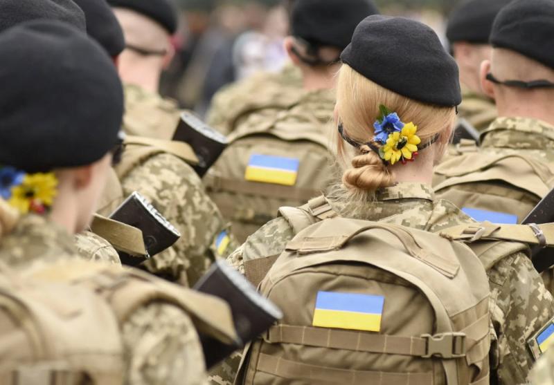 Жінки прагнуть брати участь у військових діях: в яких регіонах України спостерігається найбільший інтерес до служби в армії?